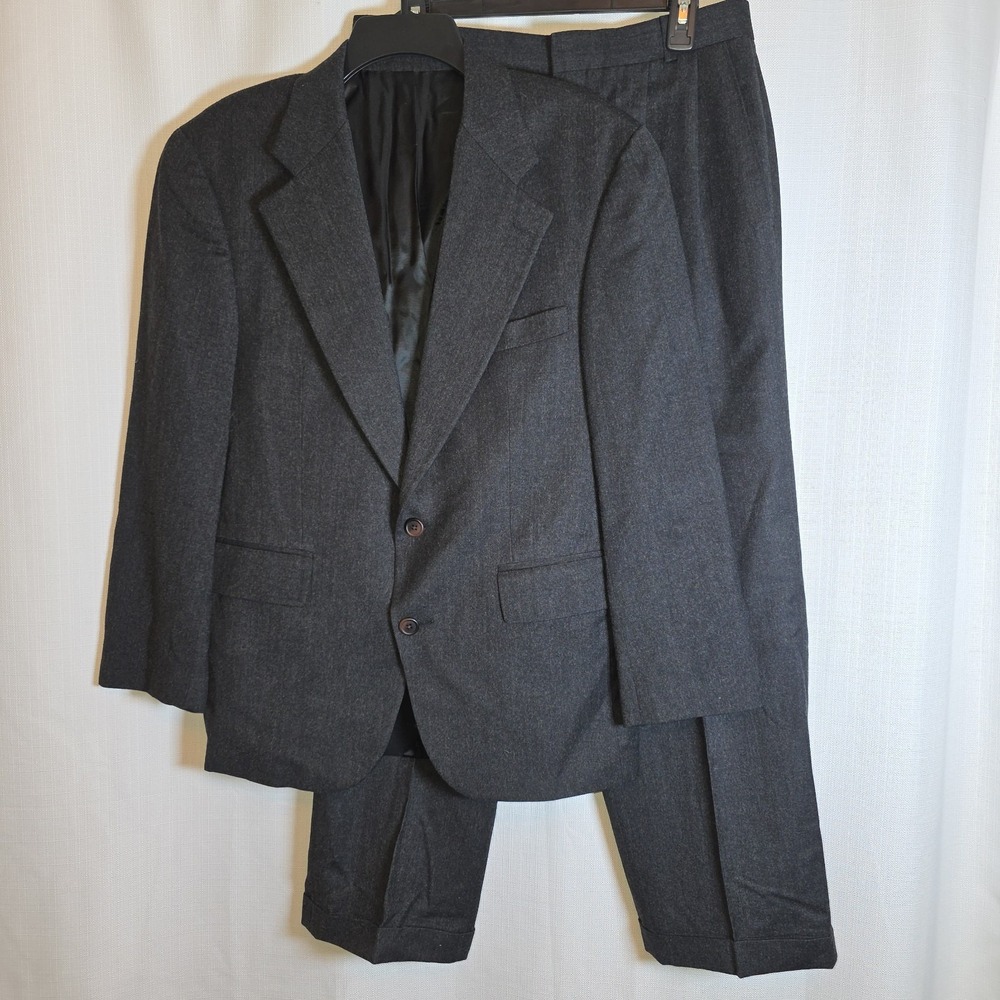 CHAPS by Ralph Lauren 2 piece 38S jacket 31x28 pants 100% wool charcoal suit